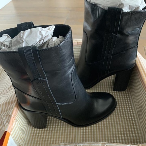 Kate Spade "Baise" Black Leather Ankle Boot w/Chunky 4" Block Stacked Heel Sz 9 - Picture 11 of 13